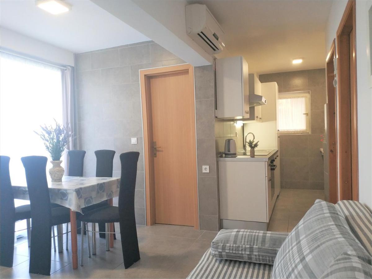 Apartments Rak วิส ภายนอก รูปภาพ