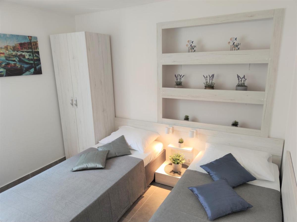 Apartments Rak วิส ภายนอก รูปภาพ